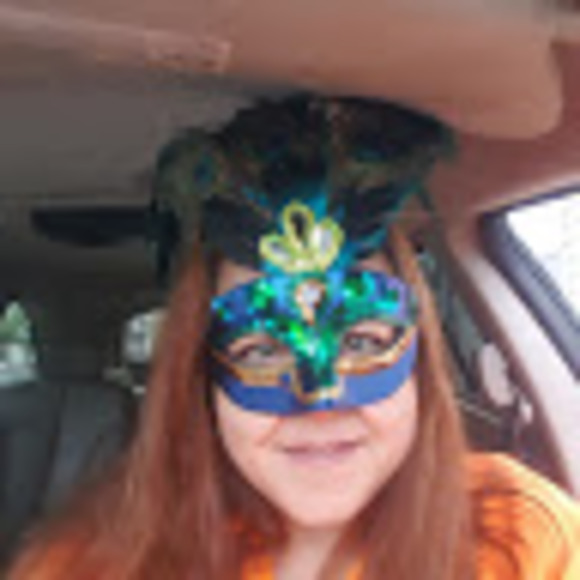 Meet your Posher, Dawn - Picture 1 of 1